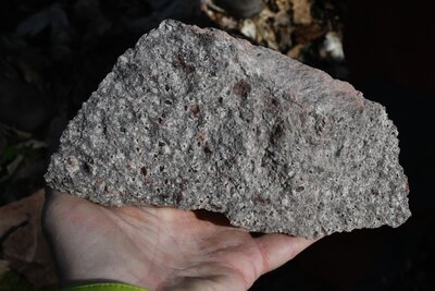 Nejmladší vulkanická ignimbritová hornina těžená ve Velkém lomu