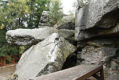 Skaliska na místě zřícené Sypací skály