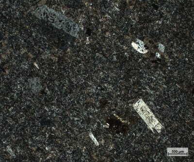 Silně alterovaný andezit