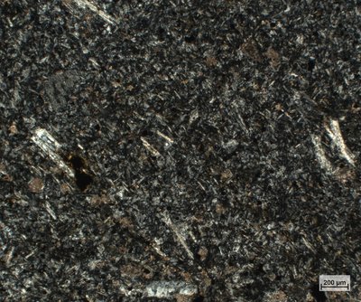 Silně alterovaný andezit