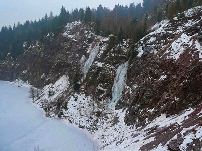 Lom Kamyki nedaleko rekreační osady Janovičky