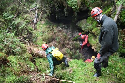Průzkum pseudokrasových jeskyní v Adršpašsko-teplických skalách