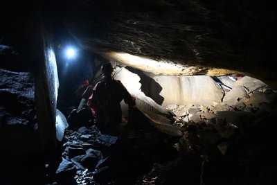 Průzkum pseudokrasových jeskyní v Adršpašsko-teplických skalách