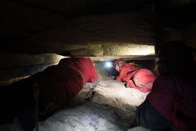 Průzkum pseudokrasových jeskyní v Adršpašsko-teplických skalách