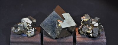 PYRIT minerálem roku 2023